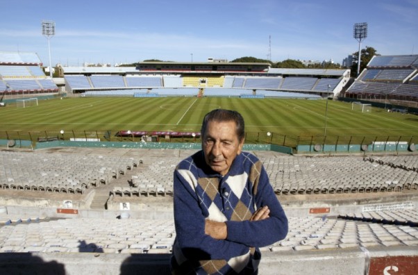 AFP  File  Panta Astiazaran Alcides Ghiggia the former Uruguay striker who scored the goal which won the 1950 World Cup against hosts Brazil during an interview with AFP