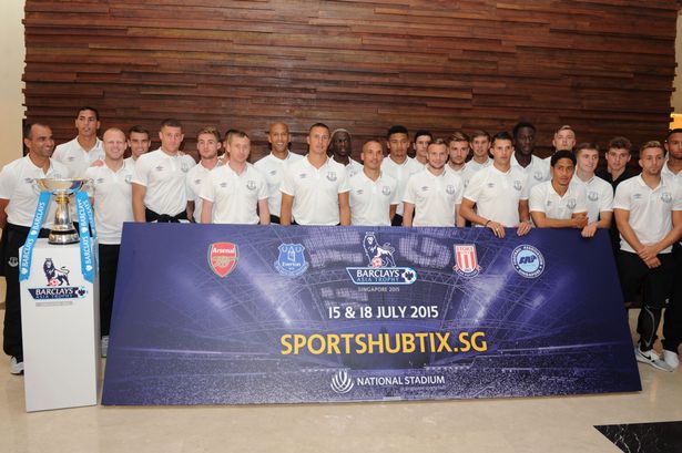 Everton FC arrive at Changi Airport,Singapore,ahead of the Barclays Asia Trophy. Roberto Martinez,and the team line-up with the Barclays Asia Trophy