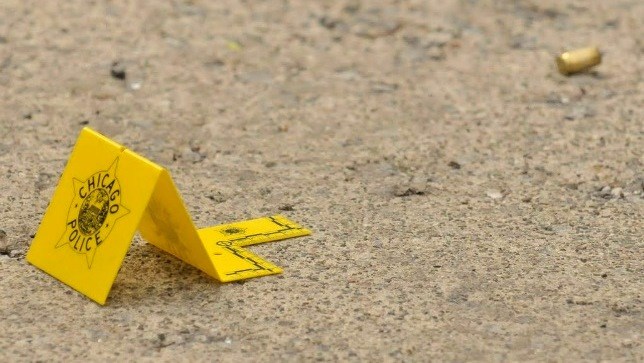 1 Dead, 14 Wounded In Monday Shootings Across Chicago