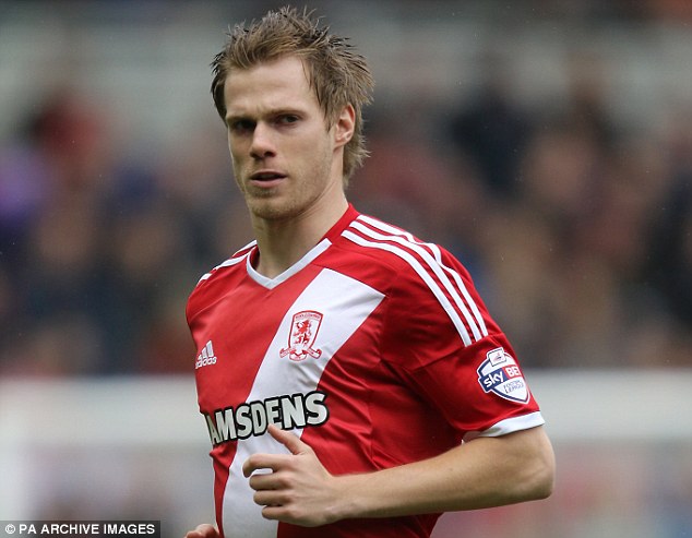 Chelsea defender Tomas Kalas has signed a new three-year contract the club have announced