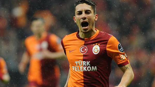 Chelsea close in on Alex Telles - - Squeaky Bum Time