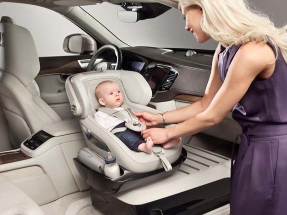 Volvo shows new child safety seat