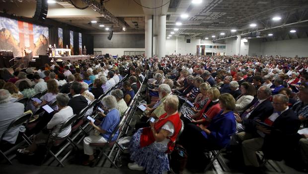 Episcopal bishops authorize clergy to perform same-sex marriages