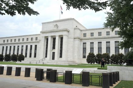 Fed to Approve 'Too Big To Fail' Surcharges