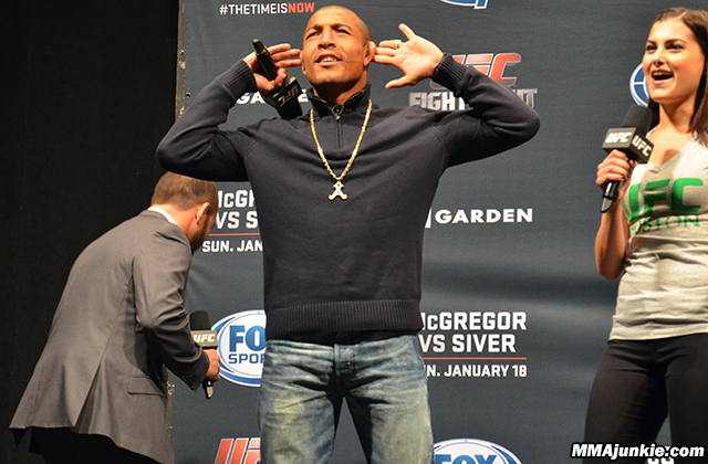 Jose Aldo calls interim belt 'a toy,' rips Conor McGregor - FanSided