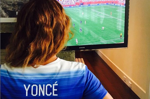 Instagram

Queen Bey is gripped by the action