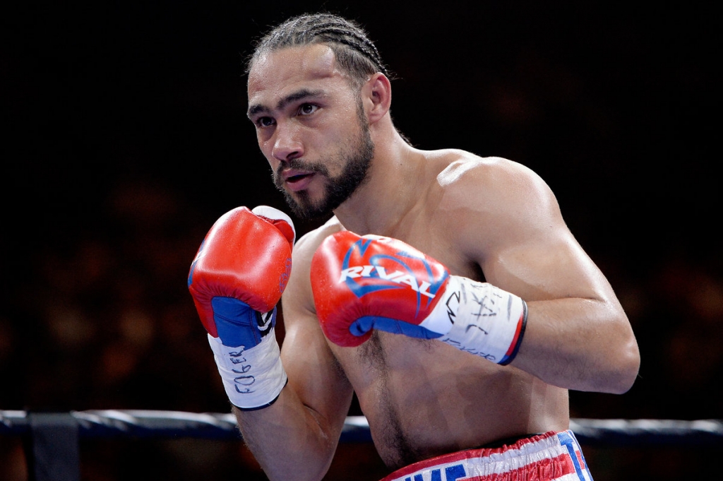 Keith Thurman defends title against Luis Collazo