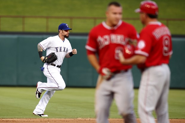 Angels win 8-2 in 1st game vs. Texas since trading Hamilton