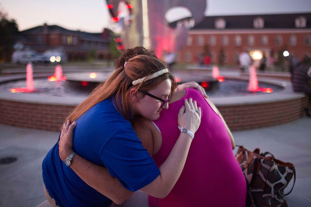 Louisiana Grand Theatre 'Trainwreck' shooting leaves 3 dead, 7 injured | - Zap2It