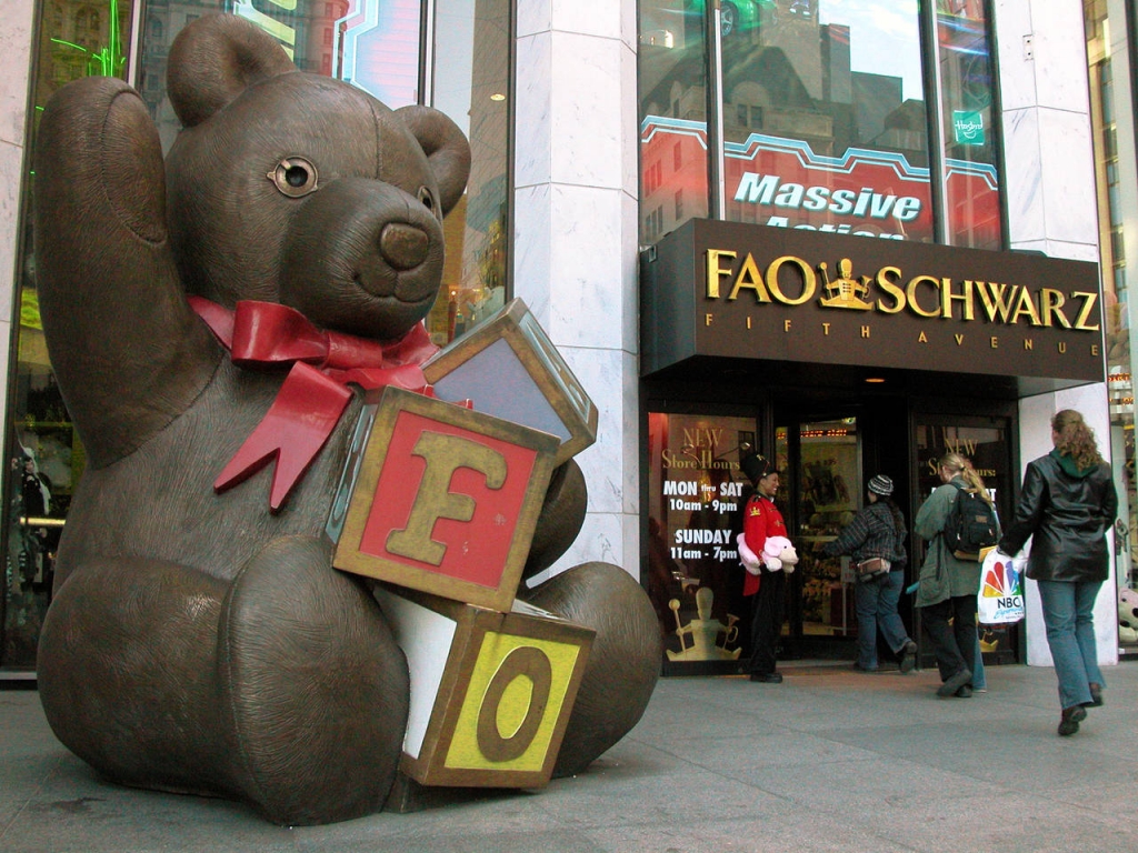 Farewell FAO Schwarz: Last day at iconic Fifth Avenue toy store; stay tuned