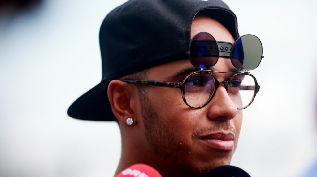 Lewis Hamilton's two-way sunglasses fashion fail or geek chic