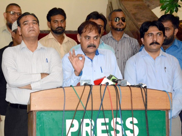 MQM MPAs address media in Karachi