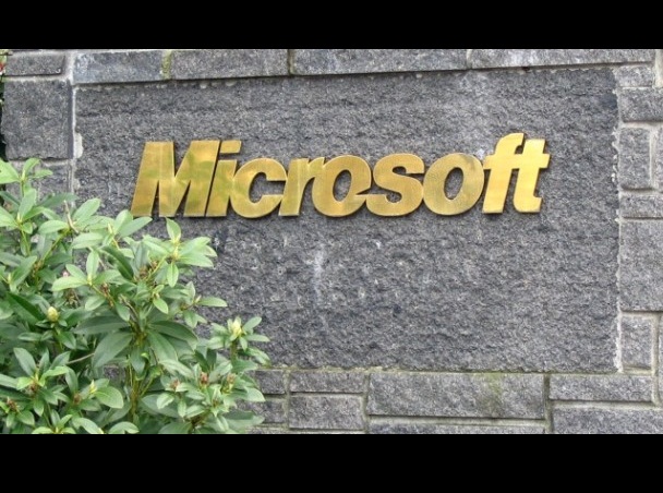 Microsoft to cut 7,800 jobs