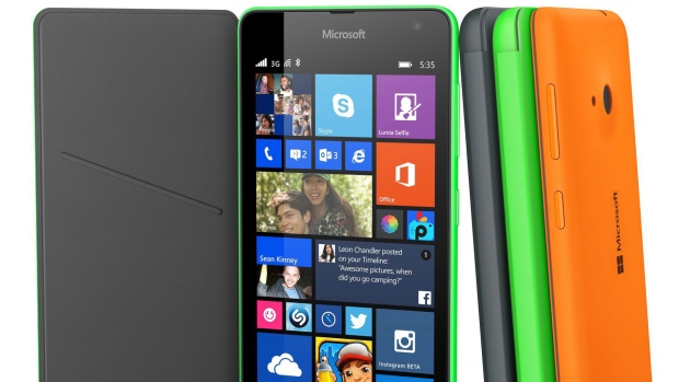 Microsoft phone cuts jobs