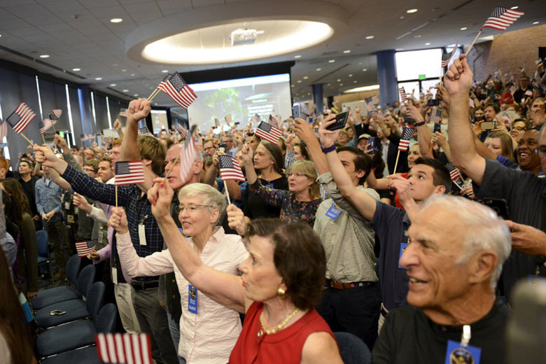 Science community lauds New Horizons Pluto flyby | WPRI 12 Eyewitness News