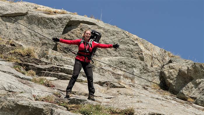 Kate Winslet breaks into her classic'Titanic posture during Running Wild with Bear Grylls- Season 2