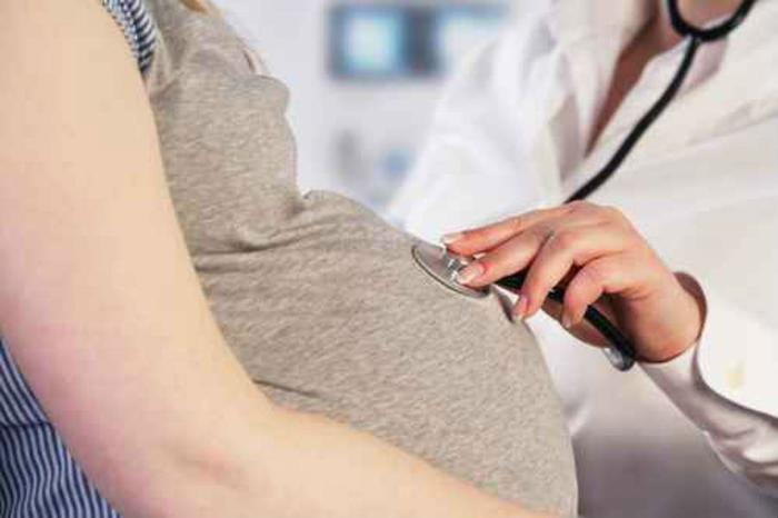 Paroxetine fluoxetine use prior to conception may increase risk for birth defects