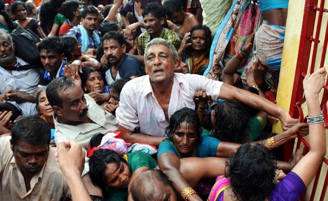 The Crowds Brought it on Themselves Says Andhra Stampede Report