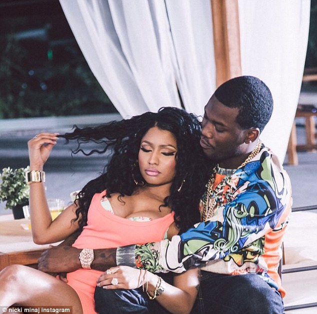 Sneak peek Nicki Minaj cozies up to boyfriend Meek Mill for his new video All Eyes On You