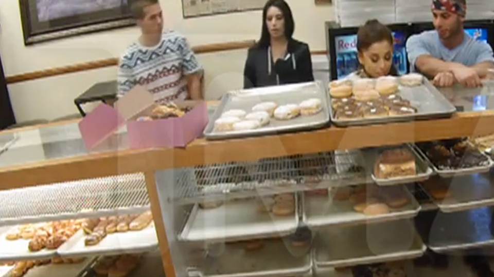 Ariana Grande Investigated for Alleged Doughnut-Licking Incident (Photo