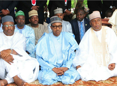 Buhari prays