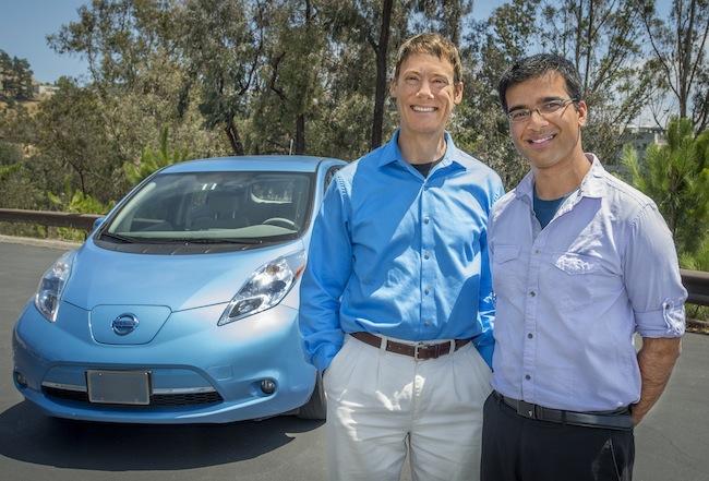 Berkeley Lab researchers Jeff Greenblatt and Samveg Saxena. Credit Berkeley Lab