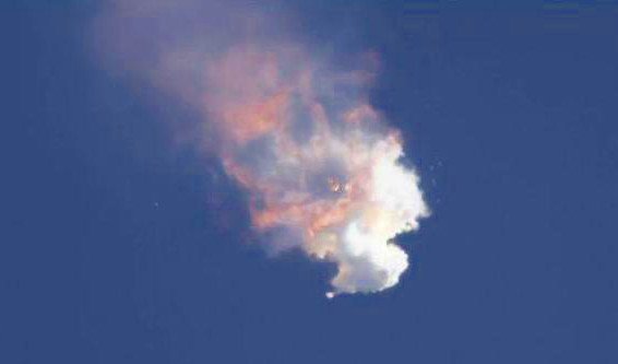 SpaceX’s rocket explodes mid-flight in this video feed capture