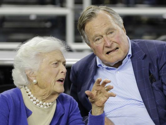 Former President George H.W. Bush and his wife