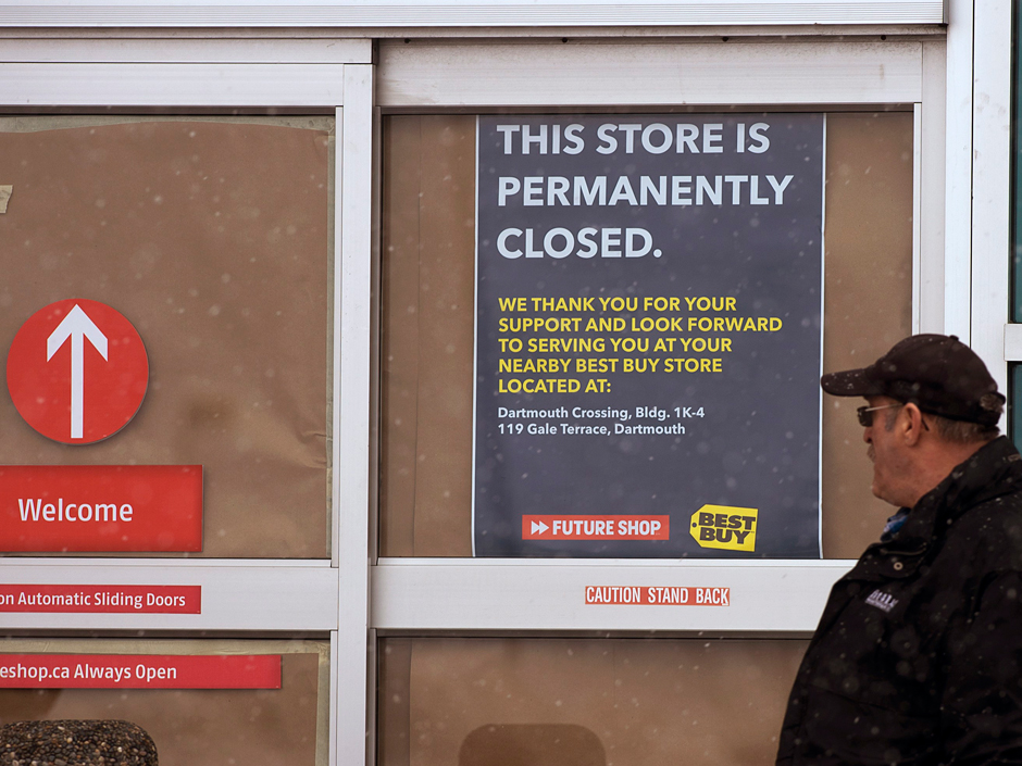 Oil price plunge stalling factories and troubled retailers Canada has had a tough year so far