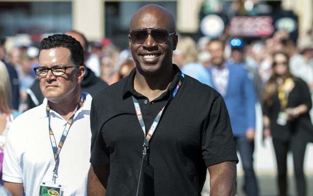 The U.S. Department of Justice ended its prosecution of Barry Bonds