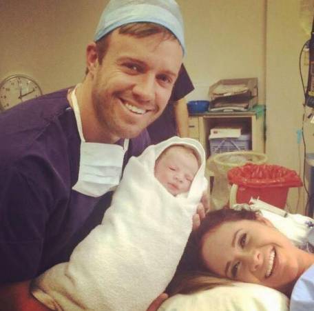 AB de Villiers becomes father; blessed with baby boy | India | Latest India