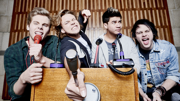 5 Seconds Of Summer press shot 2015