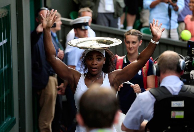 Serena Williams beats Maria Sharapova for the 17th time in a row