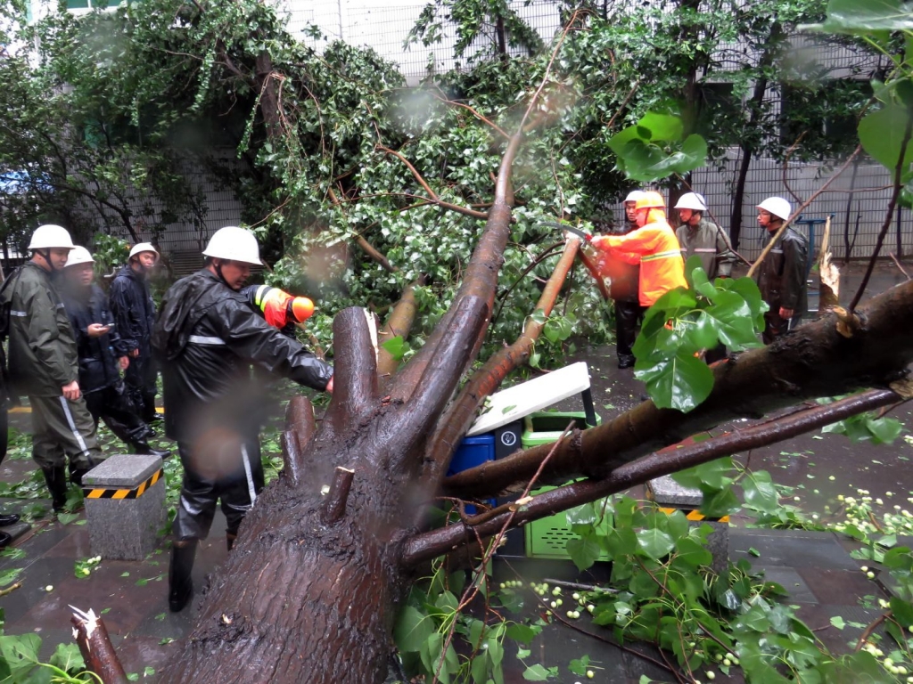 Typhoon lashes China after more than a million people evacuated