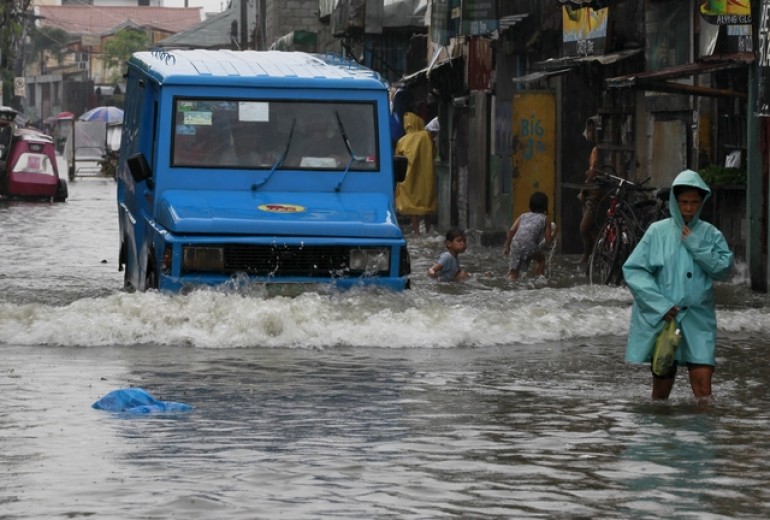 3 miners dead, 6 trapped in Semirara open pit collapse - Antique gov - InterAksyon