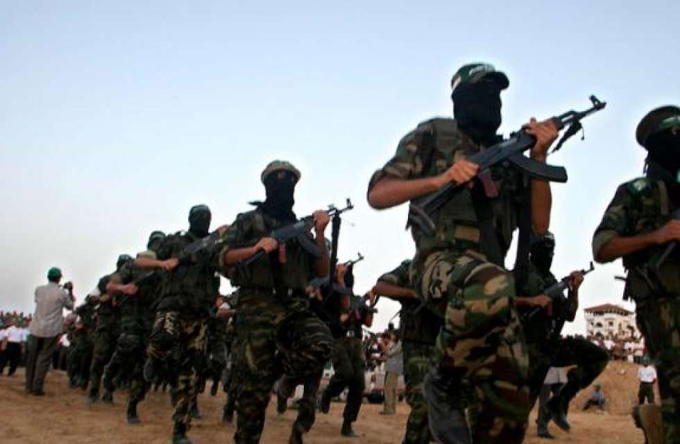 Palestinian forces arrest dozens of Hamas men in the West Bank