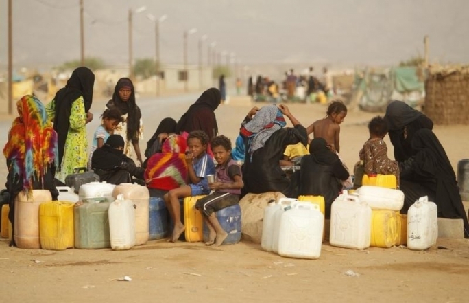 Food aid agency says conflict has pushed Yemen to the brink of famine, food