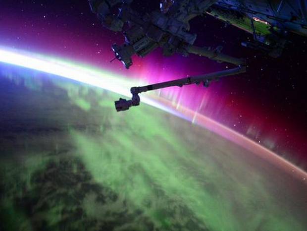 Awesome Northern Lights sunrise display captured from International Space Station