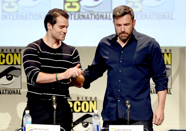 'Batman v Superman: Dawn of Justice' updates: Did Zach Snyder give a sneak