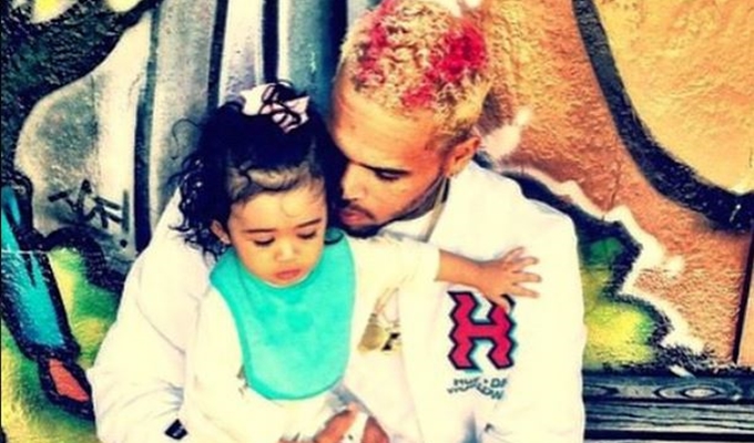 Aww! Chris Brown's Daugher Royalty Dances To'Hit The Quan