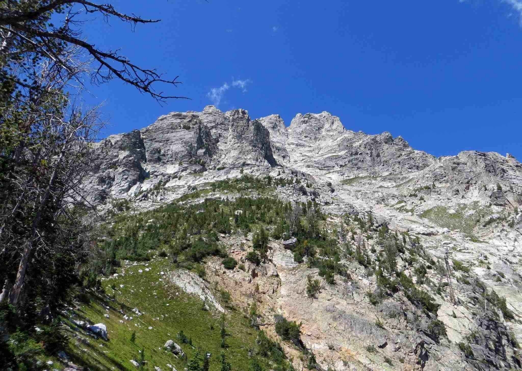 Two climbers die on Teewinot Mountain