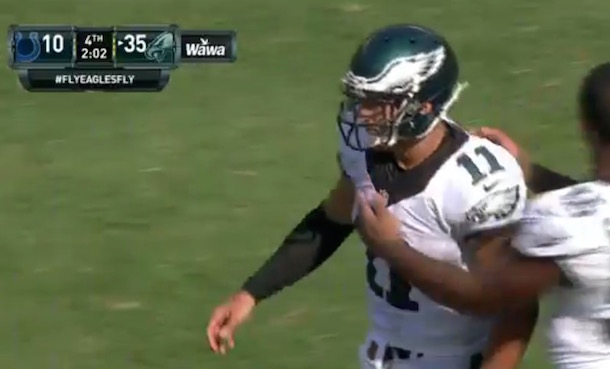 Tim Tebow Returns Eagles