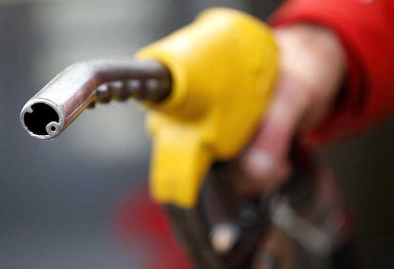 Oil prices fall again as US and Asian demand looks to weaken