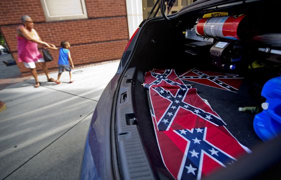 Atlanta. U.S. authorities are investigating after several Confederate battle flags were discovered near the church and a civil