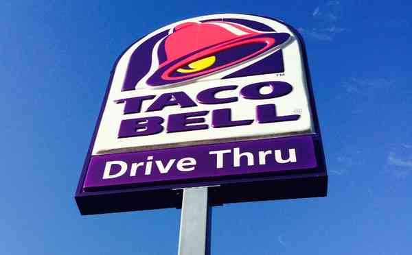 2 arrested after meth lab remnants found in Iowa Taco Bell