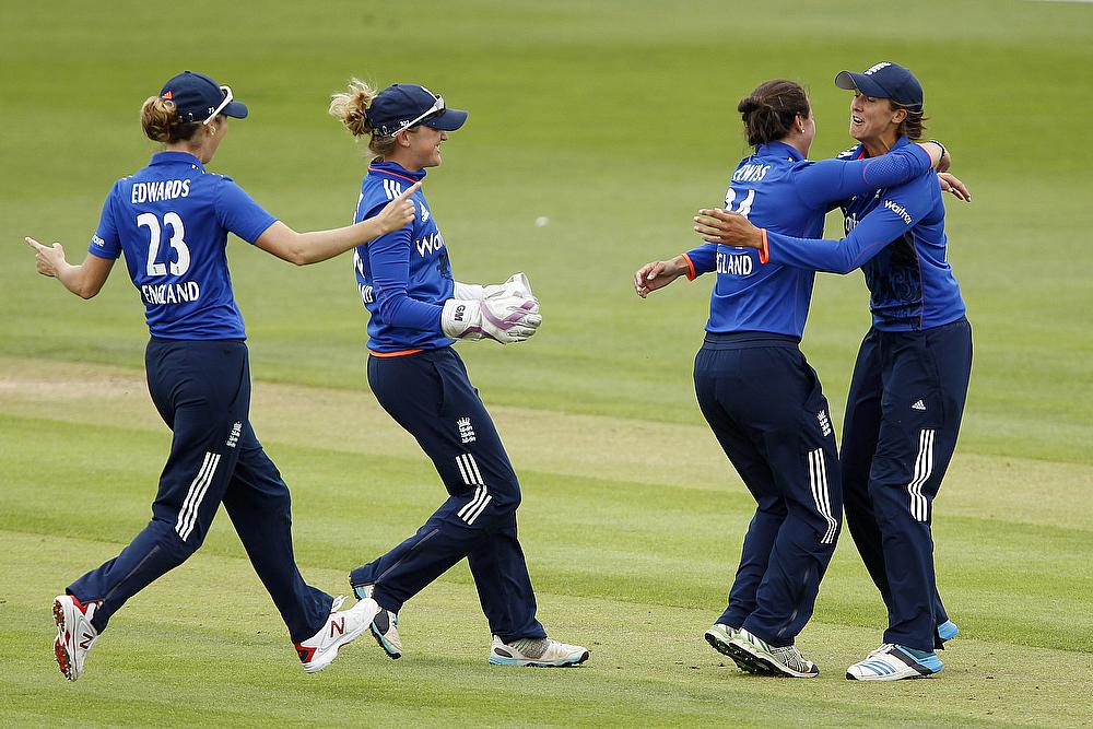 England have made one change from their ODI squad ahead of the Women's Ashes Test