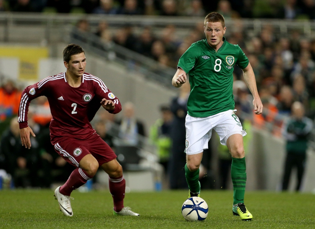 James Mc Carthy signs new deal with Everton