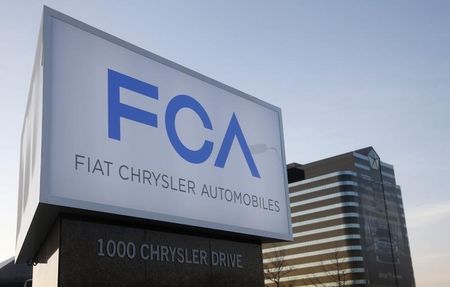 US-FIAT-CHRYSLER-HACKING-REGULATOR:Car hacking risk may be broader than Fiat Chrysler U.S. regulator