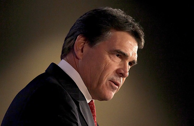 Rick Perry's campaign staff working without pay