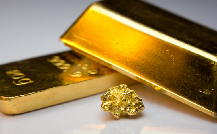 Gold up on weaker dollar